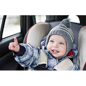 Предстоит длительная поездка с ребенком на авто? Как правильно одеть ребенка при поездке зимой?