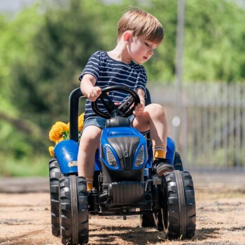 Детский трактор на педалях Falk 3090B NEW HOLLAND синий