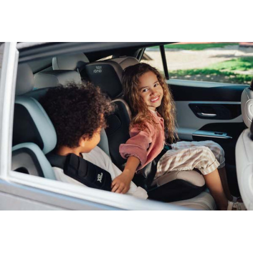 Автокресло BRITAX-ROMER KIDFIX PRO Style Carbon Black