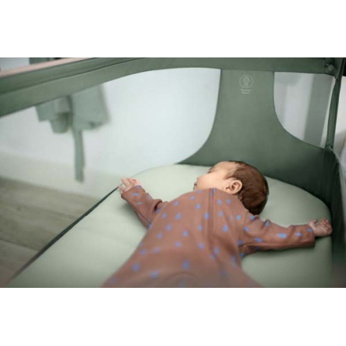 Приставне ліжечко MAXI-COSI Iora Air Beyond Green