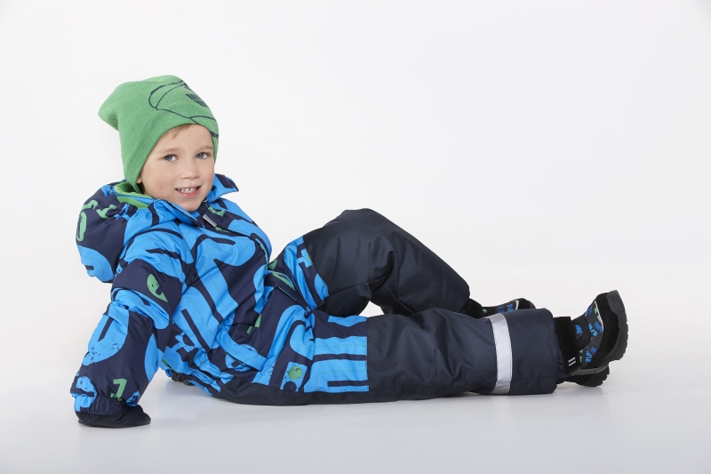 Хочете купити зимовий одяг дитині наперед? Як визначитися з розміром?